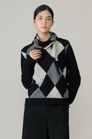 [26WT] 베이스 스카프 아가일 니트 풀오버 - BLACK A6W9K40199