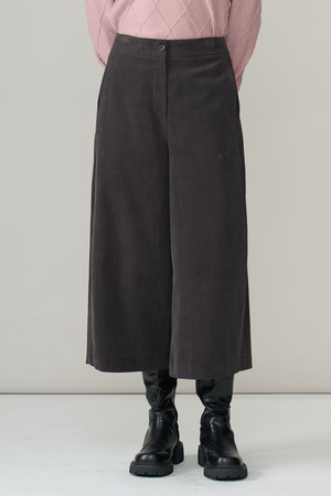 [26WT] 코듀로이 커브드팬츠 - DARK GRAY A6WAP31817