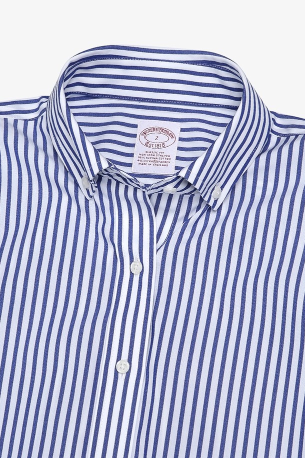 세련된 스타일을 완성할 여성 수피마 코튼 스트라이프 셔츠 (블루)입니다. 고급 수피마 코튼 소재로 제작되어 부드러운 촉감과 편안한 착용감을 선사합니다. 봄, 여름 시즌에 어울리는 긴 소매 디자인과 레귤러핏으로 제작되었으며, 주름 방지 기능으로 관리가 용이합니다. 베이직한 디자인의 스트라이프 패턴은 클래식, 미니멀, 캐주얼 등 다양한 스타일을 연출하며, 출근룩과 비즈니스 캐주얼에도 활용하기 좋습니다.
