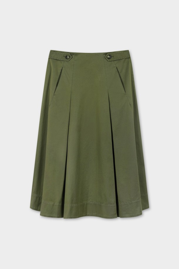 싱그러운 올리브 컬러가 돋보이는 [여성] 코튼 트윌 스커트입니다. 부드러운 촉감의 면 소재로 제작되어 봄, 여름, 가을 시즌에 편안하게 착용하기 좋습니다. 미니 기장의 플리츠 디자인과 레귤러 핏으로 베이직하면서도 캐주얼한 스타일을 연출합니다. 버튼 디테일이 포인트로 더해져 데이트룩이나 봄 소풍룩에 세련됨을 더해줍니다. 미니멀, 캐주얼, 클래식 등 다양한 스타일을 소화할 수 있는 활용도 높은 아이템입니다.
