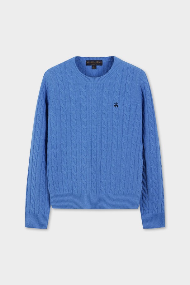 [여성] 울 케이블 스웨터 (블루)는 가을과 겨울에 활용하기 좋은 여성용 니트/스웨터입니다. 부드러운 촉감의 울 소재로 제작되었으며, 라운드 넥에 레귤러 핏으로 편안하게 착용할 수 있습니다. 베이직한 스타일의 케이블 패턴이 돋보이며, 크롭 기장과 긴 소매 디자인이 특징입니다. 데이트룩이나 겨울 데일리룩에 클래식, 미니멀, 캐주얼 무드를 더해주는 아이템입니다.
