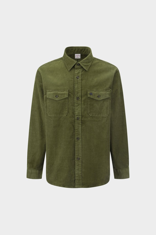 15W 코듀로이 셔츠 재킷 (올리브) (BBTHMNF401)은 가을과 겨울에 착용하기 좋은 남성용 셔츠 재킷입니다. 톤 다운된 올리브 컬러의 무지 디자인으로, 캐주얼 및 베이직 스타일을 연출하기 좋습니다. 두꺼운 코듀로이 소재에 레귤러 핏, 차이나 칼라, 긴소매 기장으로 제작되었으며, 버튼 여밈과 포켓 디테일이 특징입니다. 출근룩과 비즈니스 캐주얼에 활용하기 좋으며, 캐주얼, 클래식, 미니멀 스타일을 원하는 고객에게 적합합니다.
