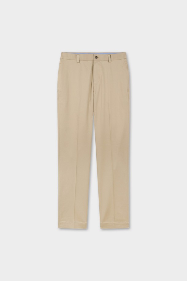 레귤러핏 라이트웨이트 어드밴티지 치노 (브리티쉬카키) (BBPCMMZ502)는 남성용 치노 팬츠입니다. 봄, 여름, 가을에 착용하기 적합하며, 일상 및 출근룩, 비즈니스 캐주얼에 어울립니다. 부드러운 면 소재에 얇은 두께감으로 편안한 착용감을 선사하며, 레귤러핏 디자인으로 제작되었습니다. 베이직, 캐주얼, 미니멀, 클래식 스타일을 연출하기 좋으며, 무지 패턴의 브리티쉬카키 컬러가 어떤 상의에도 잘 어울립니다.
