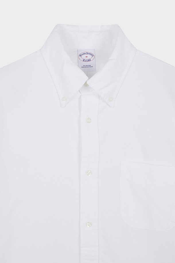 프라이데이 옥스포드 솔리드 셔츠 (화이트) (BBTHMMF302)는 남성용 셔츠로, 베이직하고 클래식한 스타일을 연출합니다. 면 소재로 제작되어 봄, 가을에 착용하기 좋으며, 레귤러핏에 긴 소매 기장입니다. 깔끔한 무지 디자인과 차이나 칼라가 특징이며, 출근룩, 비즈니스 캐주얼, 데이트룩 등 다양한 TPO에 활용할 수 있습니다. 미니멀하고 클래식한 스타일을 선호하는 분들에게 적합한 아이템입니다.
