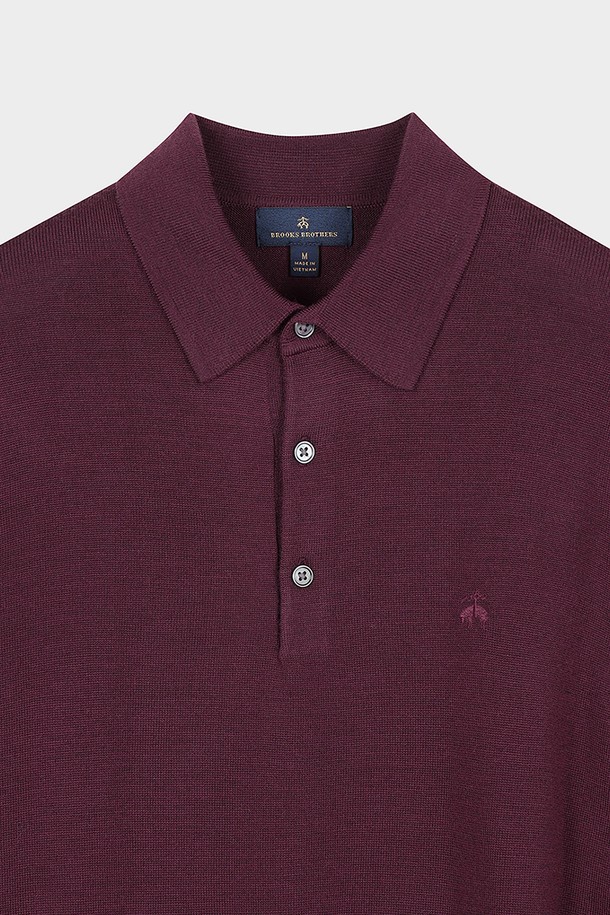 메리노울 로고 폴로 스웨터 (버건디)는 가을, 겨울 시즌에 어울리는 남성용 니트/스웨터입니다. 부드러운 촉감의 메리노울 소재로 제작되었으며, 레귤러 핏과 긴소매 디자인으로 편안한 착용감을 제공합니다. 클래식하고 베이직한 스타일로, 폴로넥과 로고 디테일이 특징입니다. 출근룩과 비즈니스 캐주얼에 적합하며, 미니멀, 클래식, 캐주얼 스타일을 즐기는 분들께 추천합니다. 두꺼운 두께감으로 따뜻함을 더했습니다.
