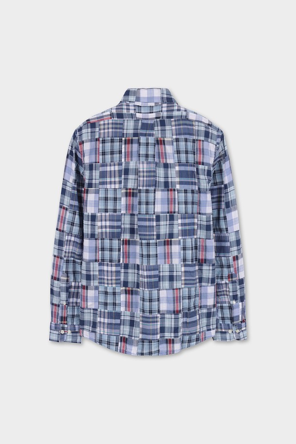 레귤러핏 마드라스 패치워크 셔츠 (멀티)는 남성용 셔츠로, 캐주얼한 스타일을 연출하기에 좋습니다. 봄, 여름, 가을 계절에 적합하며, 부드러운 면 소재로 제작되어 편안한 착용감을 선사합니다. 다양한 색상의 마드라스 체크 패턴과 패치워크 디자인이 특징이며, 긴 소매와 레귤러핏으로 제작되었습니다. 카라 디자인으로, 일상 속에서 개성있는 스타일을 완성할 수 있습니다.
