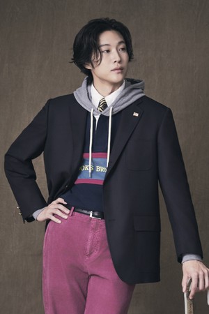 BB 블럭 후디 스웨트셔츠 (네이비) (BBNHMFF301)