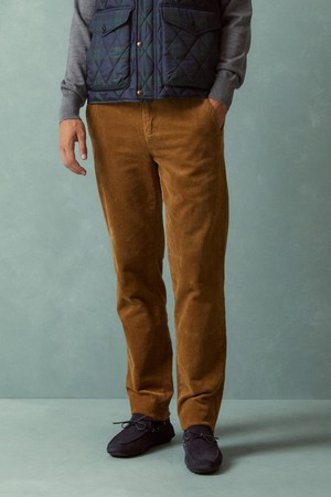 슬림핏 8W 코듀로이 팬츠 (브라운) (BBPCMNF402)