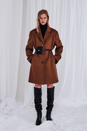 [21FW] LEATHER COLORED HALF COAT DEEP - BROWN