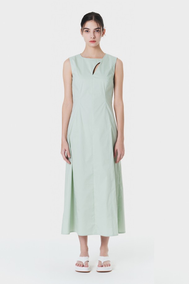 make a toast - 민소매 원피스 - Cutout maxi line dress MINT MBCSOP003MT