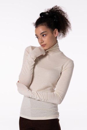 Basic high-turtleneck top MBCFTO010IV