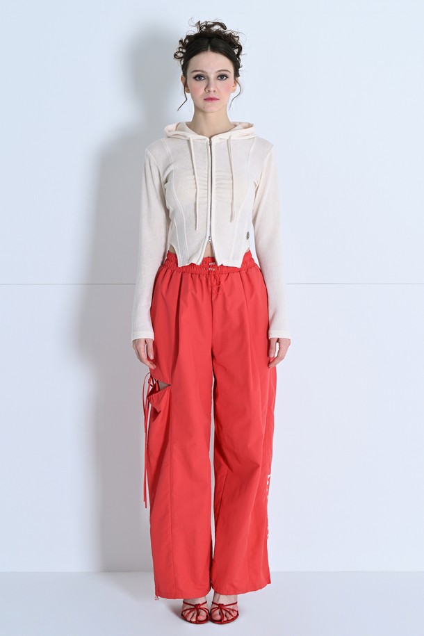 make a toast - 롱/미디팬츠 - [24SS] Cutout One-Tuck Banding Wide Pants RED MBDSPA001RD