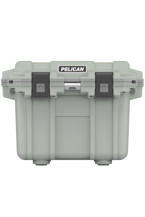 펠리칸 엘리트 쿨러 아이스박스 30QT(31.18L)는 캠핑이나 아웃도어 활동에 적합한 보냉 및 방수 기능을 갖춘 아이스박스입니다. 회전 성형 구조와 이중 핸들 시스템, 스테인리스 잠금장치, 병따개, 배수구, 컵홀더 4개, 측정자 등을 갖추었으며, White/Gray, Tan/White, Dark Gray/Green 등 7가지 색상으로 제공됩니다. 냉동고급 단열성능과 인체공학적 설계로 제작되었으며, 9.8kg의 무게에 31.18L의 넉넉한 용량을 자랑합니다.
