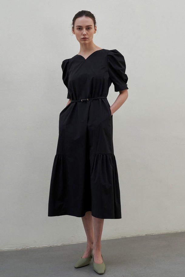 BY GINGER - 반소매 원피스 - [22SS]Volume puff belt dress - black																																																				