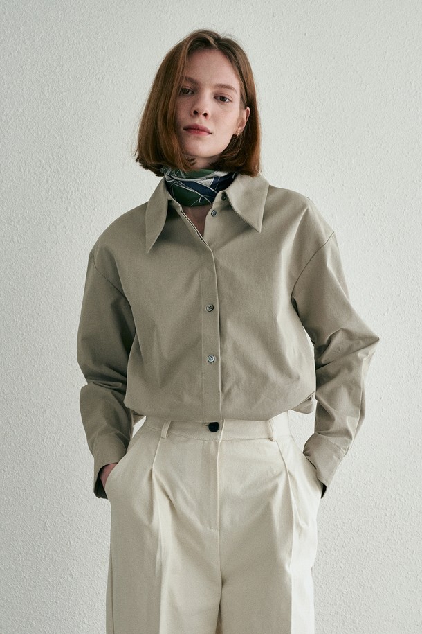 BY GINGER - 셔츠 - [23SS]Loose-fit hidden button shirt - khaki