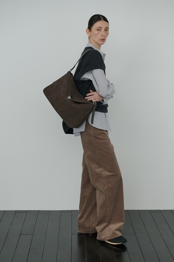 RE:FRAME - 숄더백 - Flap hobo bag series Suede brown