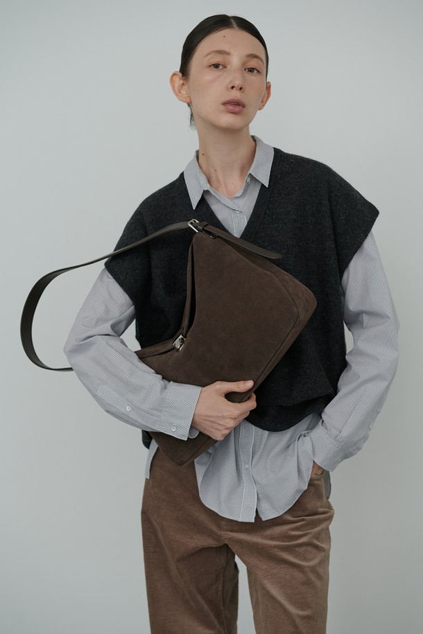 RE:FRAME - 숄더백 - Flap hobo bag series Suede brown