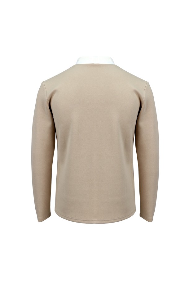 멀티컬러 소프트 웜 투톤 절개 하프터틀넥 니트 NIT131A는 남녀 모두 착용 가능한 상의입니다. 부드러운 촉감의 폴리에스테르, 면, 폴리우레탄 혼방 소재로 제작되어 봄, 여름, 가을, 겨울 사계절 내내 활용 가능합니다. 슬림핏, 레귤러핏, 오버핏 등 다양한 핏으로 출시되어 폭넓은 스타일을 연출할 수 있으며, 하프터틀넥 디자인과 긴소매, 절개 패턴이 특징입니다. 출근룩, 모임룩 등 다양한 TPO에 클래식, 미니멀, 캐주얼 스타일로 연출하기 좋으며, 투톤 베이지, 투톤 카키, 투톤 블랙 세 가지 색상으로 만나볼 수 있습니다. 신축성이 뛰어나 편안한 착용감을 선사합니다.
