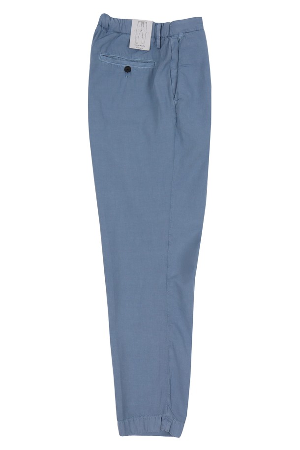 **제품 설명:**

봄, 여름 시즌에 시원하게 즐길 수 있는 5가지 컬러의 밴딩 린넨 바지 PT159A입니다. 스카이블루, 그린, 블랙, 화이트, 베이지의 다채로운 색상으로 출시되어 어떤 상의와도 편안하게 매치할 수 있습니다. 면과 린넨 혼방 소재로 제작되어 부드러운 촉감과 적당한 두께감을 자랑하며, 베이직핏 디자인으로 편안한 착용감을 선사합니다.
