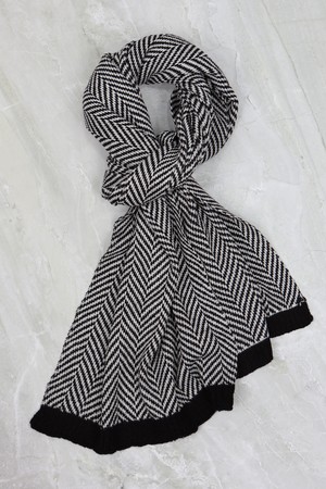 빗살 체크 블랙 머플러 AMU126A