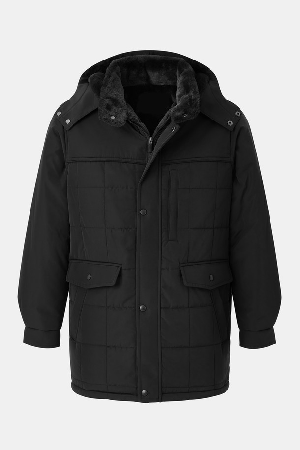 IKALOOK(이칼룩) 보아 후드 탈부착 미들 점퍼 BJP125는 캐주얼 스타일의 남녀 공용 점퍼입니다. 봄, 여름, 가을, 겨울 사계절 모두 착용 가능하며, 데일리 웨어로 활용하기 좋습니다. 블랙과 네이비 두 가지 색상으로 출시되었으며, 세미 오버사이즈 핏에 집업 스타일로 편안하게 착용할 수 있습니다. 탈부착 가능한 후드가 있어 다양한 스타일을 연출할 수 있으며, 안감은 레이온 100%로 제작되어 부드러운 촉감을 선사합니다. 두꺼운 두께감으로 겨울철 따뜻하게 입을 수 있는 아이템입니다.
