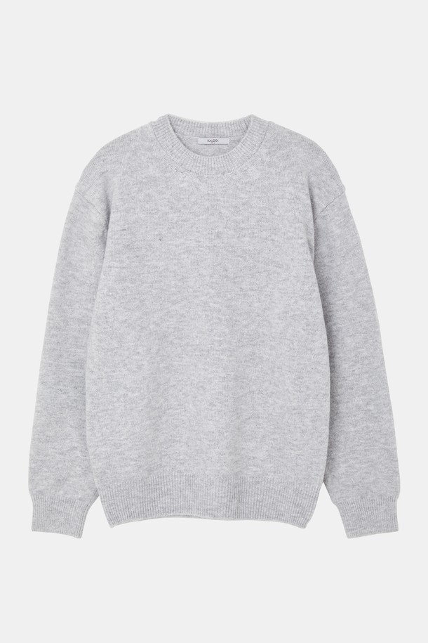 **멀티컬러 에어울 긴팔 니트 CNIT109**

가을과 겨울, 당신의 스타일을 책임질 여성용 멀티컬러 에어울 긴팔 니트입니다. 부드러운 촉감의 울 소재로 제작되어 포근하고 따뜻하며, 베이직한 디자인으로 다양한 룩에 활용하기 좋습니다. 레귤러핏 라운드넥 디자인에 크롭 기장으로 세련된 실루엣을 연출합니다. 출근룩부터 캐주얼, 클래식, 미니멀 스타일까지 폭넓게 소화 가능한 아이템입니다.
