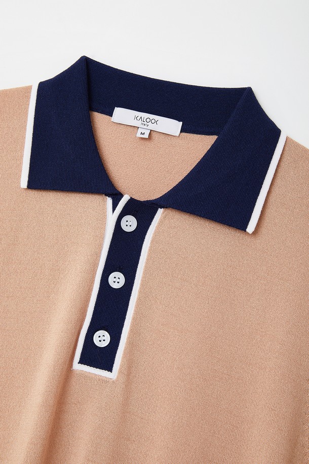 라이프앤 골프 버튼 카라 반팔 니트티 CSTEE112는 남성용으로, 여름철 골프 및 일상에서 활용하기 좋은 베이직 스타일의 니트 티셔츠입니다. 네이비와 베이지 두 가지 색상으로 출시되었으며, 얇은 두께의 폴리에스터와 비스코스 혼방 소재로 제작되어 편안한 착용감을 선사합니다. 버튼 타입 카라넥과 스트라이프 패턴으로 포인트를 더했으며, 베이직핏의 반소매 디자인으로 모던한 스타일을 연출합니다.
