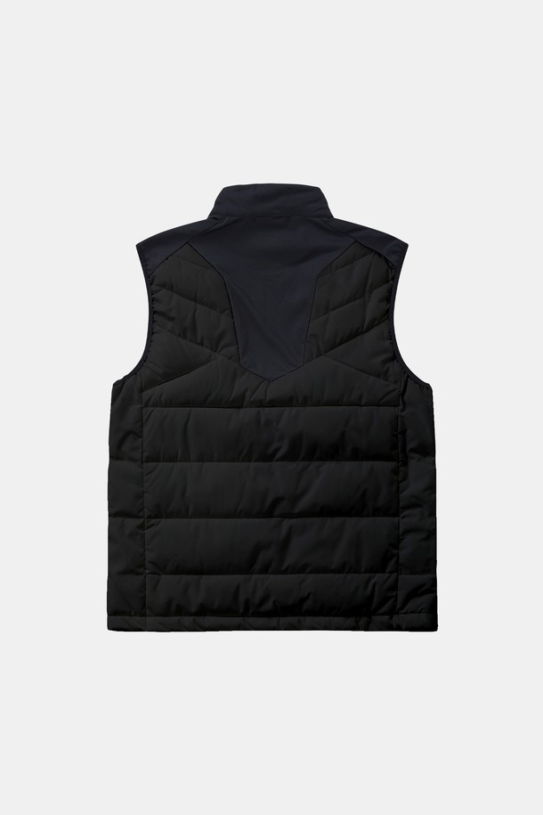 웰론 스포츠 패딩 베스트 CJP148은 스포츠 활동과 일상에서 모두 활용 가능한 공용 패딩 베스트입니다. 겨울철 보온성을 책임지는 두꺼운 두께감과 웰론 충전재로 뛰어난 경량성을 자랑합니다. 무지 디자인에 집업 여밈 방식으로 간편하게 착용할 수 있으며, 레귤러핏으로 편안한 착용감을 제공합니다. 등산룩, 캠핑룩 등 다양한 TPO에 활용 가능한 스포티, 캐주얼, 미니멀 스타일의 필수템입니다. 퀼팅 디테일과 민소매 디자인으로 활동성을 높였습니다.
