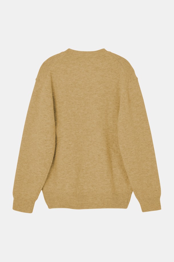 **멀티컬러 에어울 긴팔 니트 CNIT109**는 여성용으로, 가을과 겨울에 따뜻하게 착용할 수 있는 베이직 스타일의 니트입니다. 부드러운 촉감의 울 소재와 두꺼운 두께감으로 포근함을 더하며, 라운드넥과 긴소매 디자인으로 제작되었습니다. 크롭 기장과 무지 패턴의 멀티컬러 배색이 어우러져 클래식, 미니멀, 캐주얼 등 다양한 스타일 연출에 용이합니다. 레귤러핏으로 편안하게 착용 가능하며, 일상에서 폭넓게 활용할 수 있습니다.
