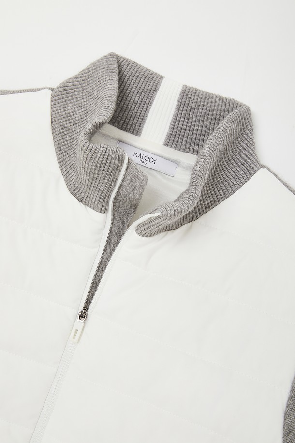 여성 방풍 미들넥 패딩 점퍼 CJP158는 베이직한 스타일의 아우터입니다. 봄, 여름, 가을, 겨울 사계절 모두 착용 가능하며, 무지 디자인으로 미니멀, 캐주얼, 클래식 등 다양한 스타일을 연출할 수 있습니다. 넉넉한 오버핏 또는 베이직핏으로 편안하게 착용 가능하며,  미들넥 디자인과 집업 여밈 방식으로 보온성을 높였습니다.  블랙, 아이보리 두 가지 색상으로 출시되었으며,  폴리에스터, 비스코스, 나일론 혼방 소재에 전체 안감 처리되어 방풍 기능을 제공합니다.  두꺼운 두께감과 긴 소매 기장으로 따뜻함을 더했습니다.
