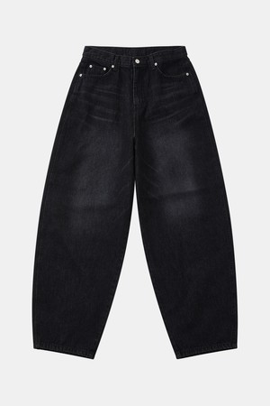 커브드핏 블랙 워싱 데님 팬츠 DJN114