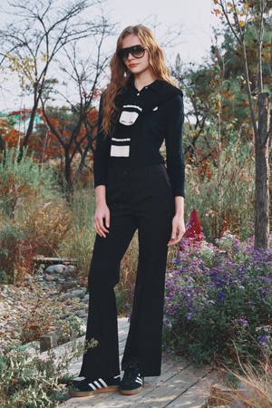 Semi slit boots cut pants 세미 부츠컷 팬츠