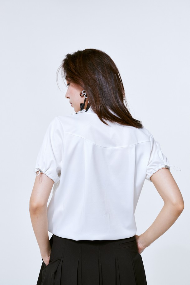 상품 슬라이드 이미지 1