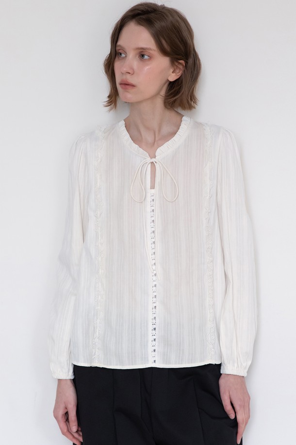 JMARK New York - 블라우스 - Frill lace blouse - White