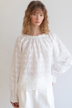 Round shirring blouse_White