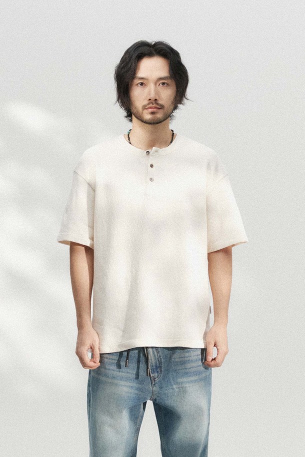 WMC - 반팔티셔츠 - 와플 텍스쳐 헨리넥 반팔티셔츠_WHITE