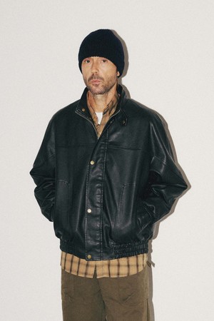 하이넥 폭스레더 블루종_BLACK