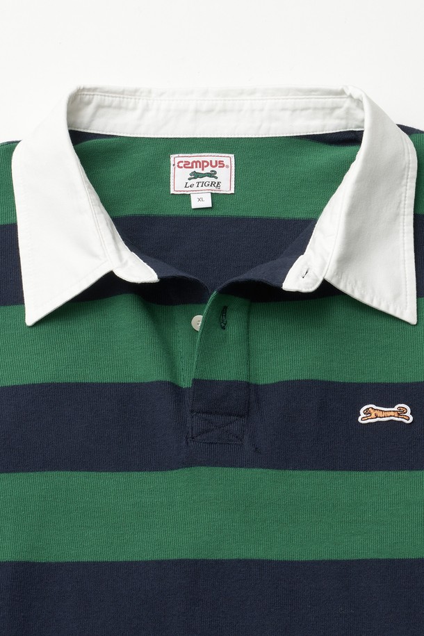 네이비-그린 컬러 배색의 럭비 스트라이프 긴소매 티셔츠입니다. 면 소재로 제작되어 부드러운 촉감을 선사하며, 적당한 두께감으로 간절기부터 봄까지 활용하기 좋습니다. 캐주얼, 레트로 스타일을 연출하며, 우븐 카라와 가슴 자수 와펜, 소맷단 직자수 디테일로 포인트를 더했습니다. 밑단 트임과 헤링본테잎 마감, 로고 각인 단추 등 섬세한 마감 처리가 돋보입니다. 일상, 동네 마실룩, 봄 소풍룩에 잘 어울리는 아이템입니다.
