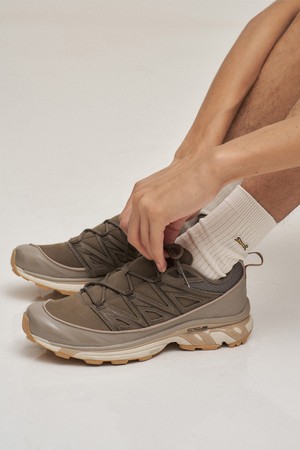 Heritage Ribbed Socks (Ecru)