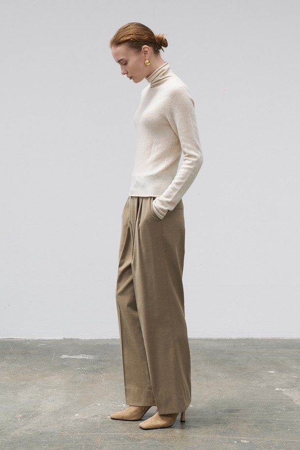 RENEJ - 롱/미디팬츠 - Wide Two-Turk Trousers