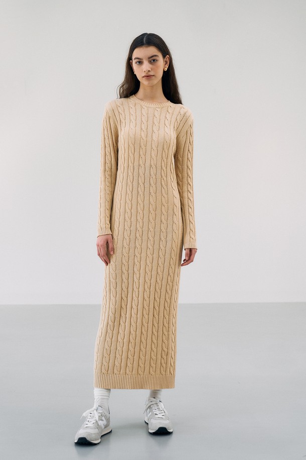 RENEJ - 긴소매 원피스 - Long Slim Knit Dress