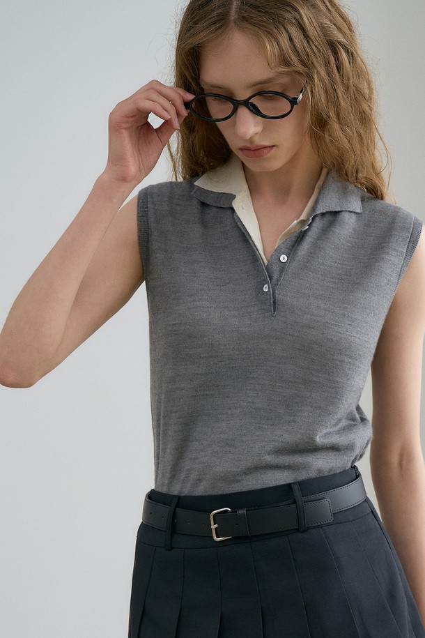 RENEJ - 스웨터 - Sleeveless Collar Knit