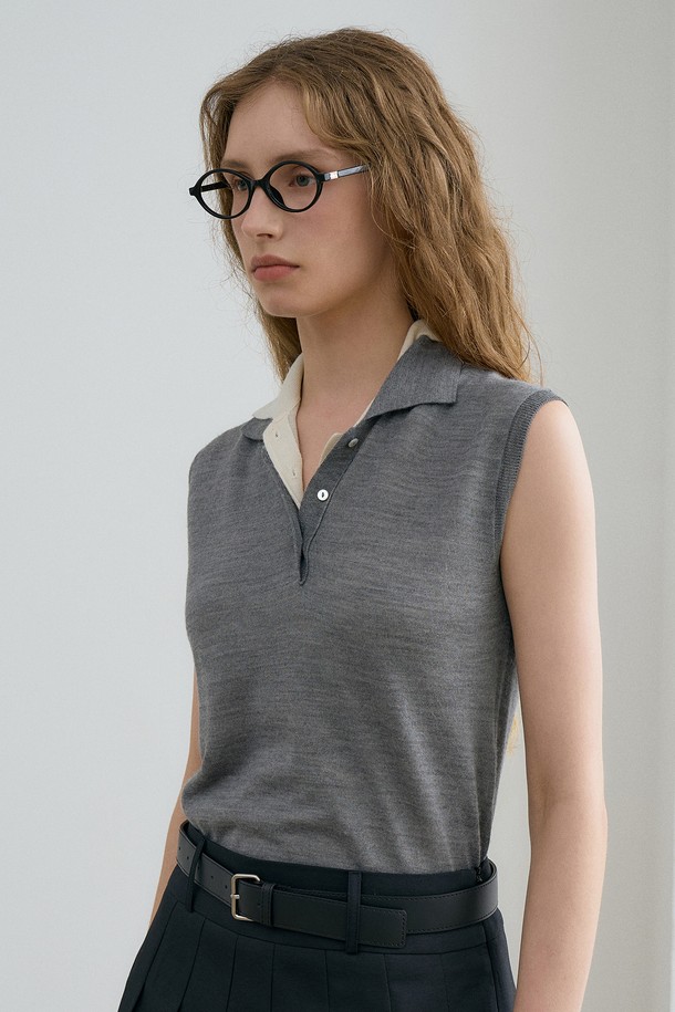 RENEJ - 스웨터 - Sleeveless Collar Knit