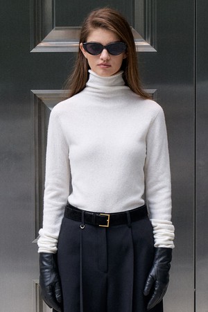 Wholegarment Slim Turtleneck knit