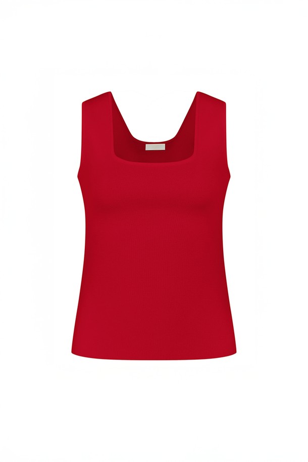 스퀘어 라이트 슬리브리스는 부드러운 촉감의 얇은 두께로, 여름철 시원하게 착용할 수 있는 여성 슬리브리스입니다. 14게이지 립조직 니트 소재에 신축성이 더해져 편안한 착용감을 선사하며, 허리 라인을 살려주는 디자인이 특징입니다. 베이직한 무드의 무지 패턴으로 미니멀, 클래식, 캐주얼 등 다양한 스타일 연출이 용이합니다. 스퀘어 넥 라인과 비침 없는 디자인으로 데이트룩, 카페룩 등 다채로운 TPO에 활용 가능하며, 여름 재킷 이너로도 활용도가 높습니다. 화이트, 크림, 그린, 민트, 핑크, 베이지, 레드, 모카, 차콜, 블랙 등 다채로운 10가지 컬러로 만나보세요.
