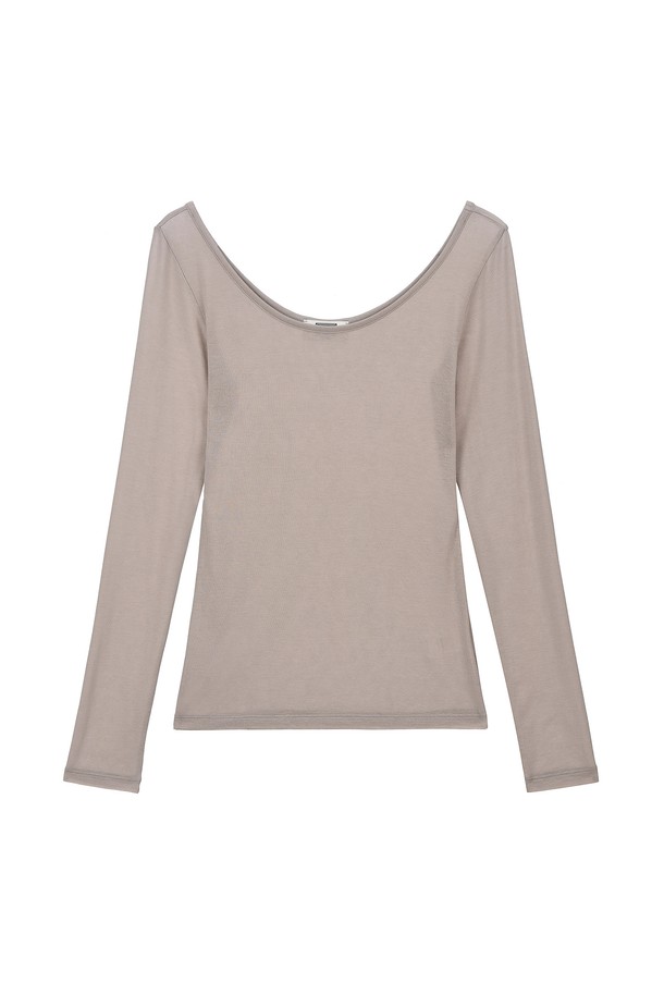 깊은 U넥 디자인이 돋보이는 여성용 티셔츠입니다. 텐셀, 울, 스판덱스의 부드러운 혼방 소재로 제작되어 편안한 착용감을 선사하며, 봄, 여름 시즌에 적합합니다. 아이보리, 베이지, 핑크, 옐로우 블루, 블랙 등 다양한 컬러로 출시되었으며, 레귤러핏과 긴소매 기장으로 베이직하면서도 세련된 스타일을 연출합니다.
