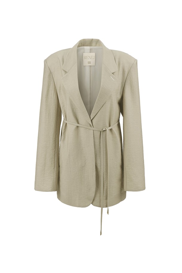 써머 에바 테일드 오버사이즈 재킷은 레이온, 린넨, 나일론 혼방 소재로 제작되어 여름에도 시원하게 착용할 수 있습니다. 오피스룩, 비즈니스 캐주얼, 회의룩에 적합한 클래식, 미니멀, 시크 스타일의 테일러드 재킷입니다. 아이보리, 베이지, 블랙 세 가지 컬러로 출시되었으며, 오버핏 실루엣과 싱글 버튼 여밈으로 세련된 분위기를 연출합니다. 테일러드 칼라, 로고 장식 벨트, 대비색상 이너칼라, 클린한 라인이 특징이며, 안감이 있어 고급스러운 착용감을 선사합니다. 긴 소매 기장의 중간 두께 재킷으로, 포멀한 자리에서도 돋보이는 스타일을 완성할 수 있습니다.
