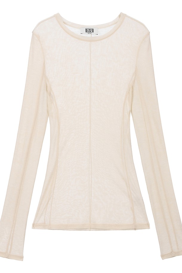 **Ylang 라인 티셔츠**

부드러운 텐셀과 울 혼방 소재로 제작되어 봄, 가을 시즌에 적합한 Ylang 라인 티셔츠입니다. 슬림핏 디자인에 라운드넥으로 미니멀하고 베이직한 스타일을 연출합니다. 아이보리, 연분홍, 그린, 차콜그레이, 블랙 5가지 다채로운 컬러로 출시되었습니다. 앞뒤 플리츠 디테일과 소매 센터라인 절개, 측면 절개 디자인으로 포인트를 더했으며, 비침 걱정 없이 착용할 수 있습니다. 데이트룩, 카페룩 등 다양한 TPO에 활용하여 미니멀, 클래식, 캐주얼 무드를 즐길 수 있습니다.
