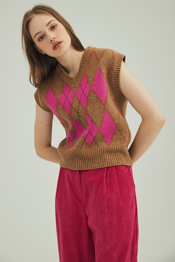 OPENING SUNSHINE - 베스트 - ARGYLE KNIT VEST_PINK