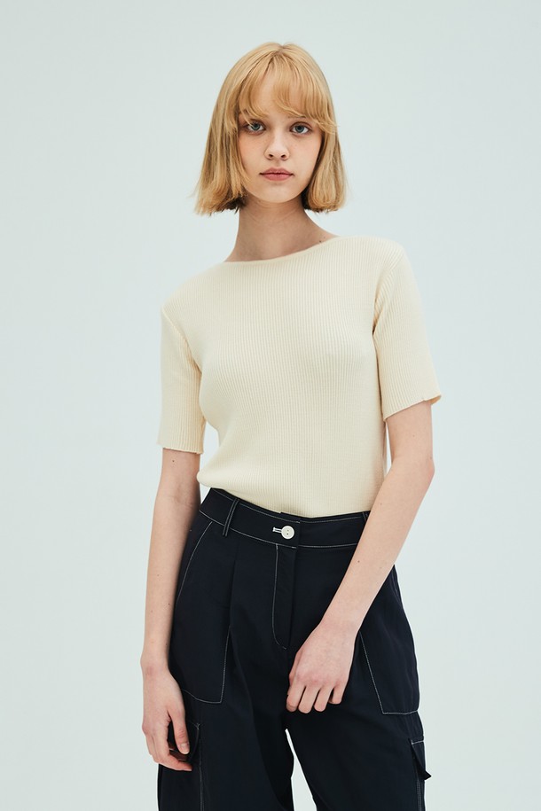 OPENING SUNSHINE - 스웨터 - Cutout Short Sleeve Slim Knit_Cream